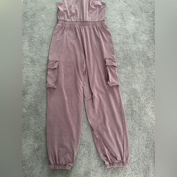 BKE Buckle Women's Washed Cargo Jumpsuit in Rose Taupe size L - Picture 7 of 8